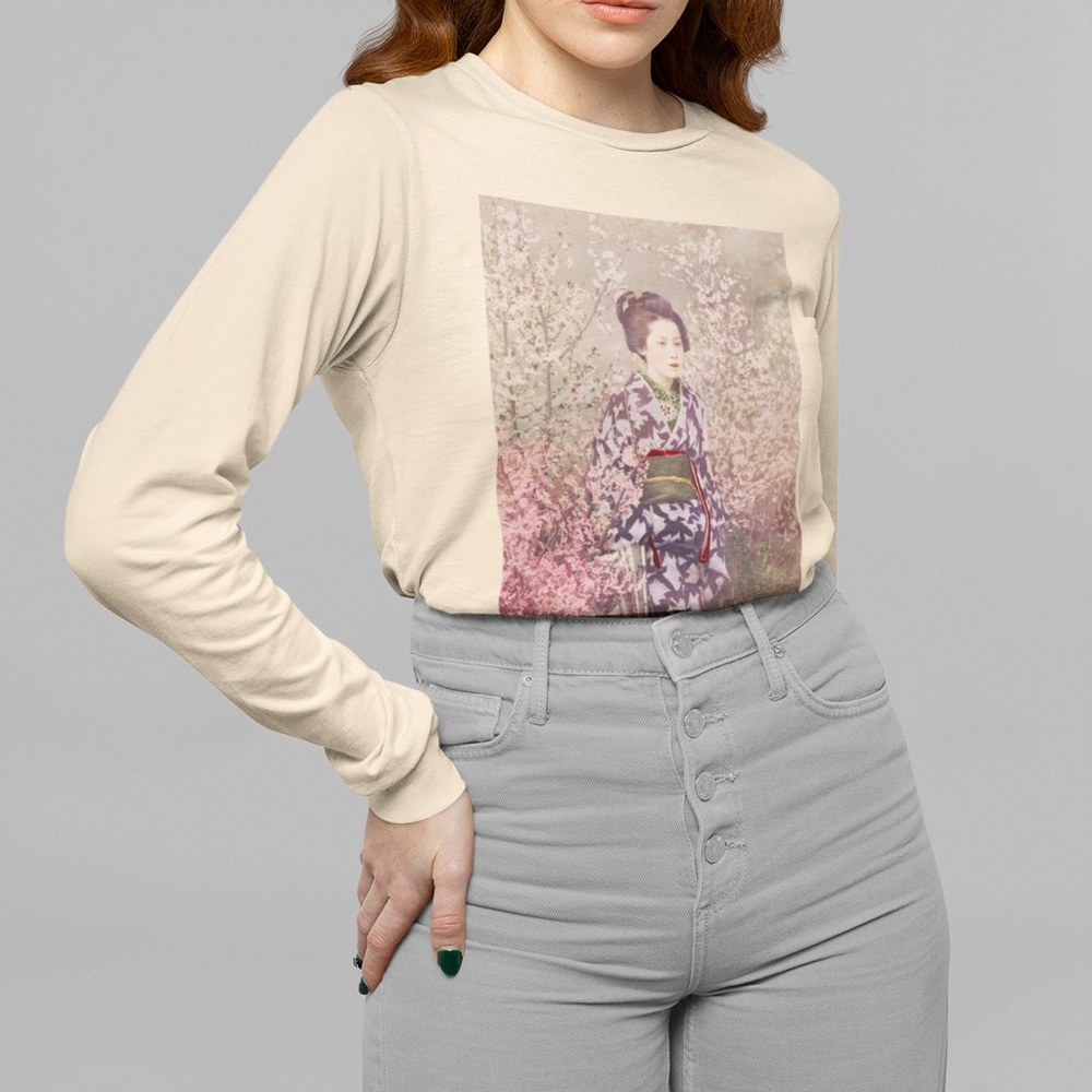 Geisha and Cherry Blossom Vintage Photo Long Sleeve Graphic Tee T-shirt S M L XL